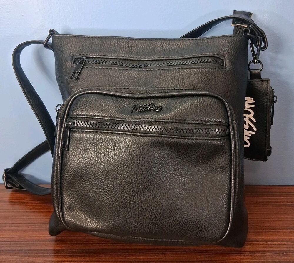 Mossimo Multi-pocket Crossbody Purse/Bag Black Preppy Adjustable Strap Fun